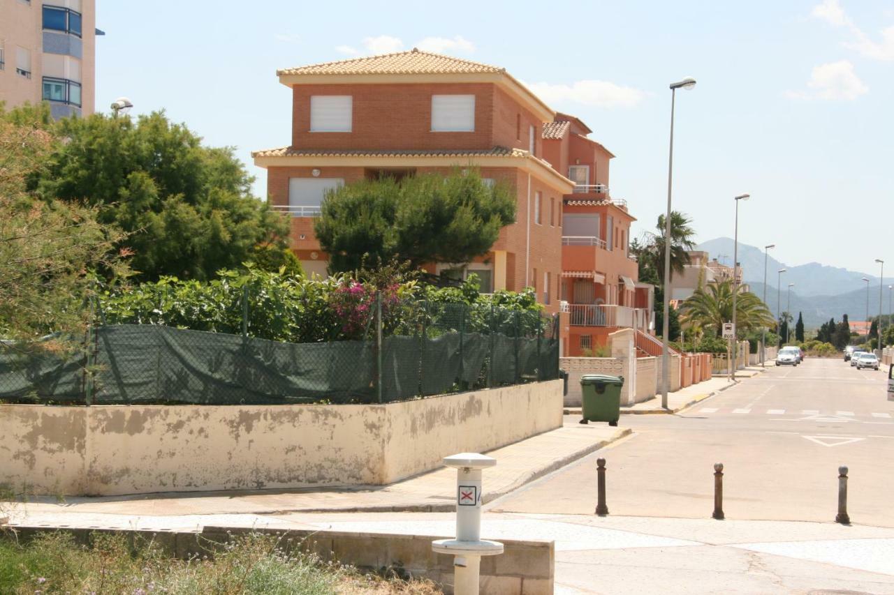 Oliva Holidays 2 Exterior photo